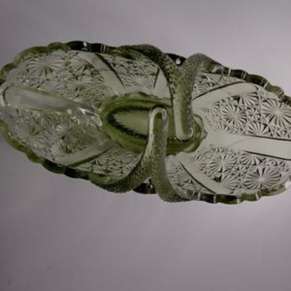 Vintage Fenton Green Glass Daisy and Button Oval Basket Split Twig Handle